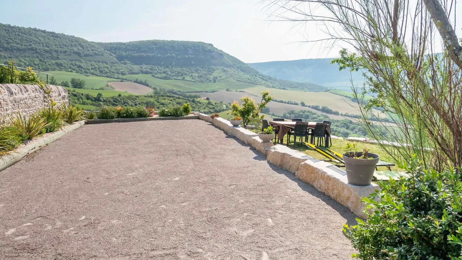 Maison De Vacances Vue Panoramique Le Pailler 4 A 9 Personnes Millau Francja